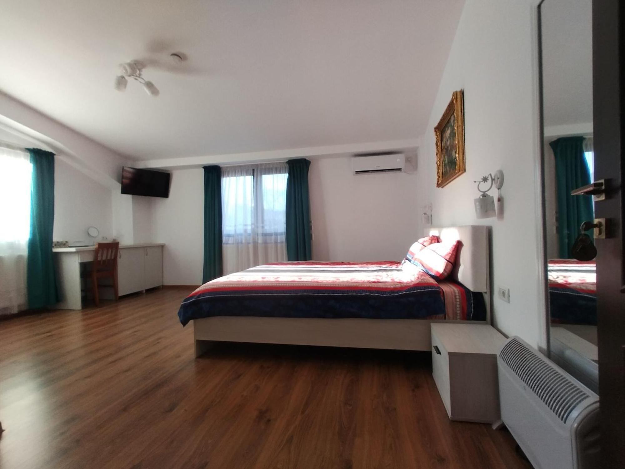 La Amy Apartment Pangarati Екстериор снимка